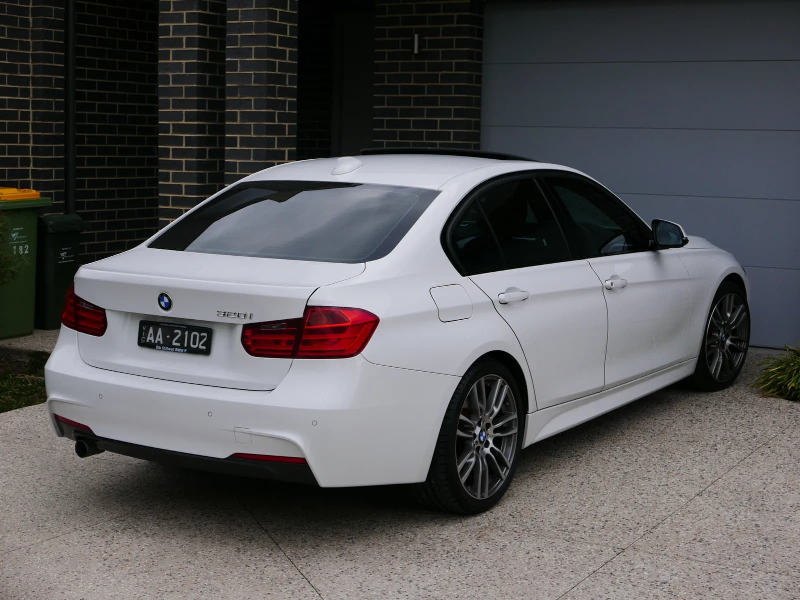 BMW F30 (2012–2019) — Istorie, motoare, puncte slabe, consum de combustibil